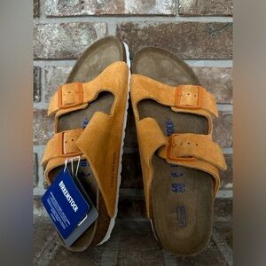 BIRKENSTOCKS MUSTARD SUEDE Size 40 SANDALS